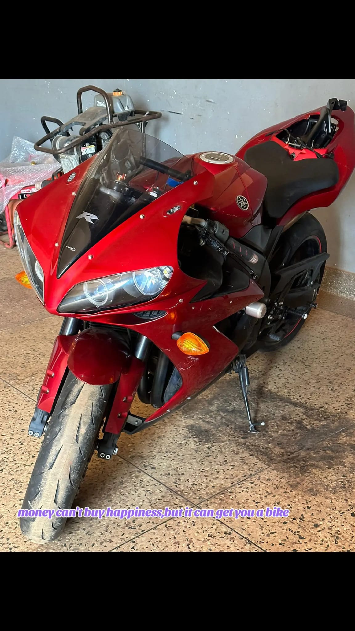 Yamaha R1 Sport Bike 